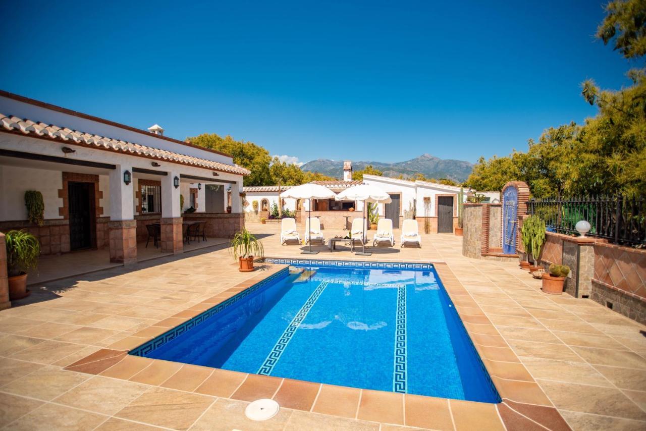Casa Rural En Nerja Villa Ruisol By Centrall Alquileres Turisticos Экстерьер фото